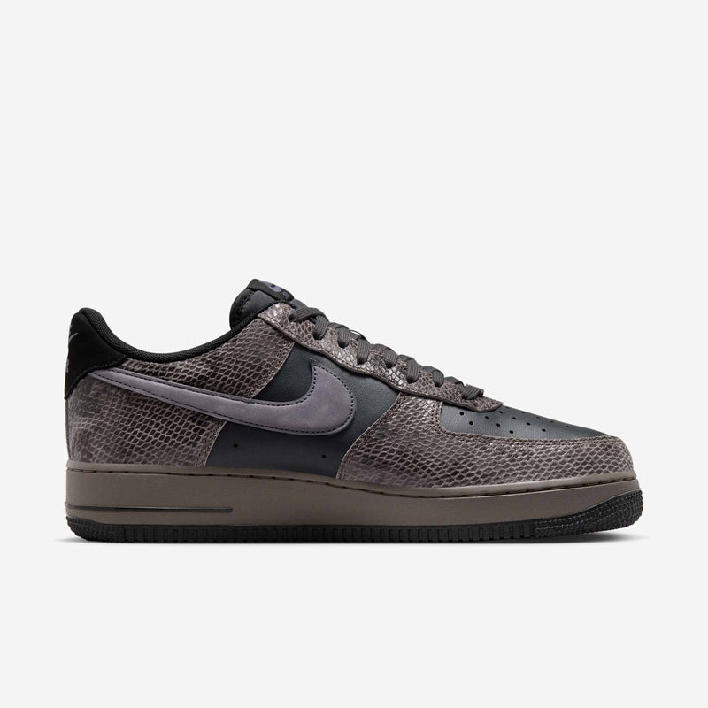ZAPATILLAS NIKE AIR FORCE 1 '07 LV8