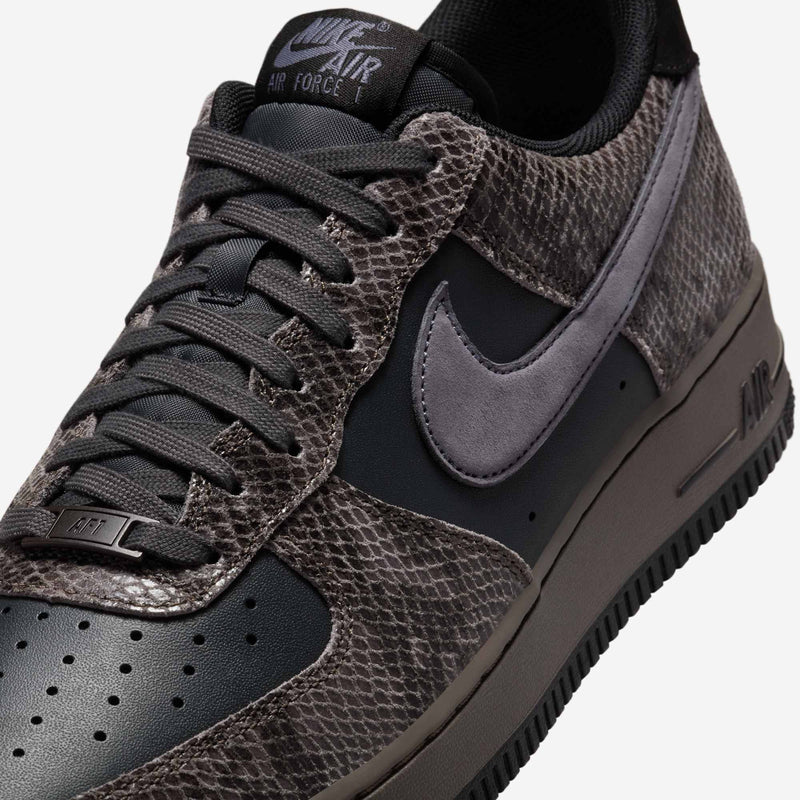 ZAPATILLAS NIKE AIR FORCE 1 '07 LV8